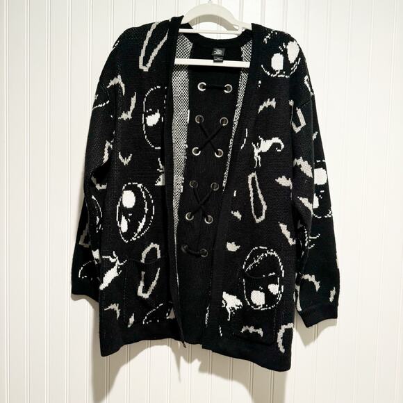 Hot Topic Nightmare Before Christmas Cardigan Sweater Size Medium - Picture 2 of 7